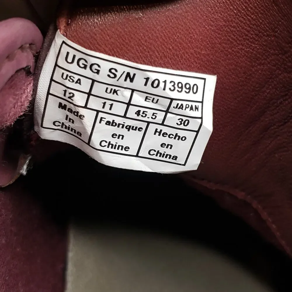 UGG Hendrickson Mens 12 US Chukka Boots Leather Wine Ankle Boots Lace-Up 1013990